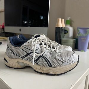 ASICS gel 1130 White and Navy Running Shoes